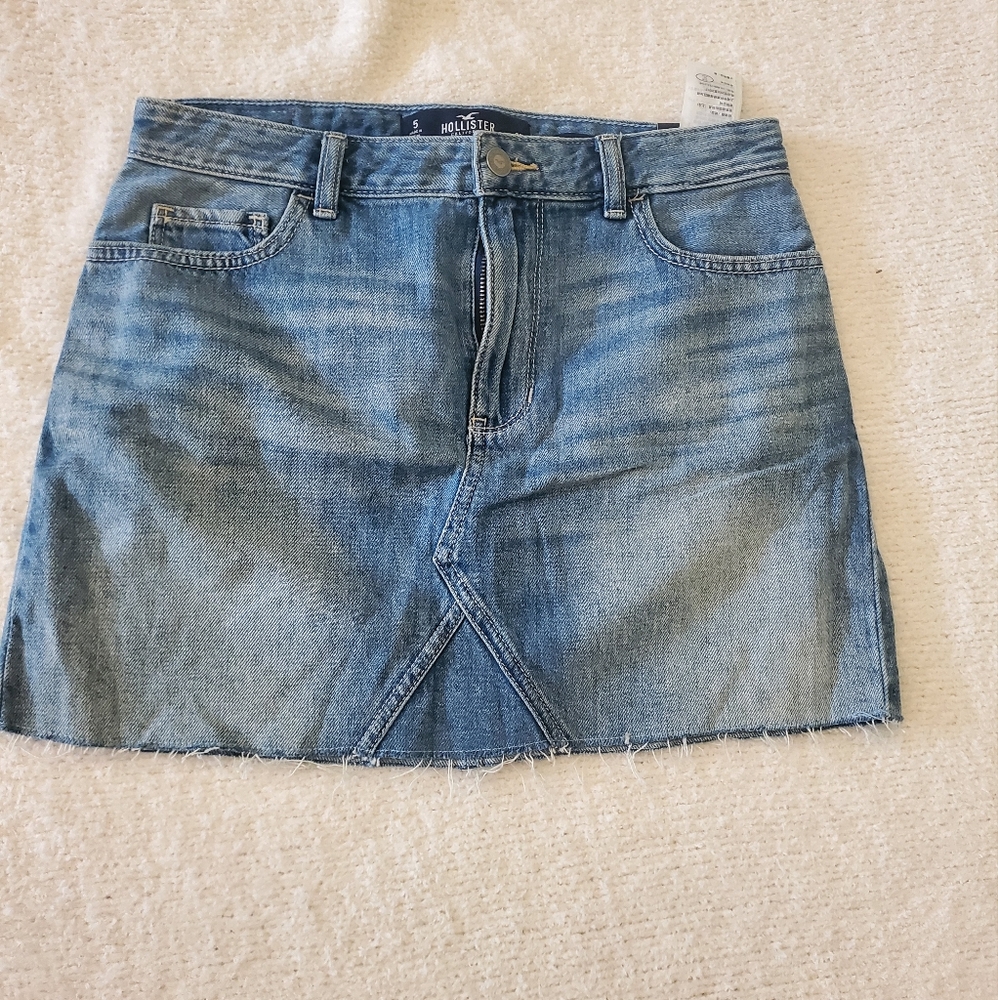 New hollister high rise skirt